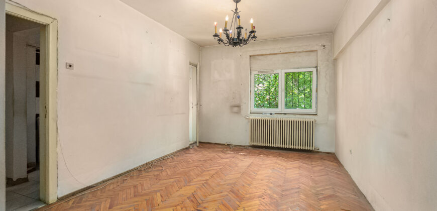 Stefan cel Mare, Grozovici, garsoniera spatioasa cu logie si boxa