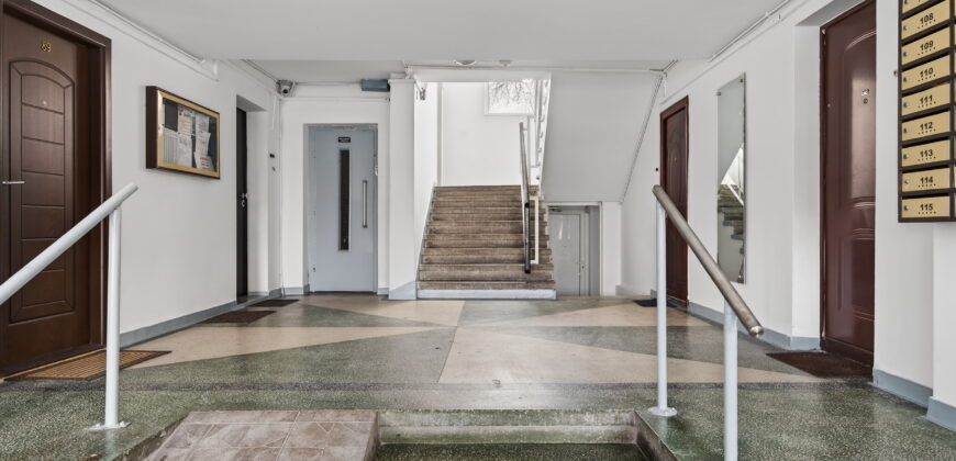 Parc Bazilescu –  2 camere – Metrou – Bloc anvelopat